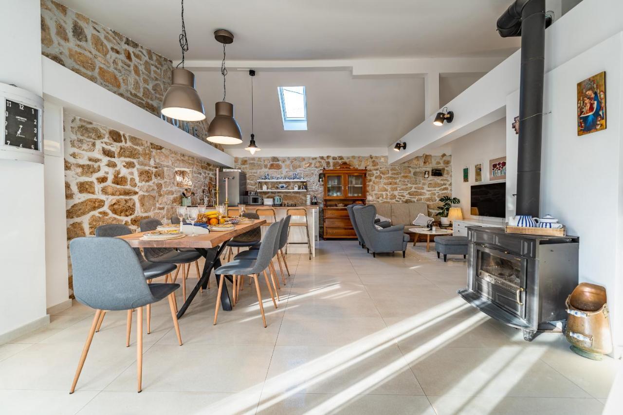 Holiday Home - Villa Thorak Anić Esterno foto