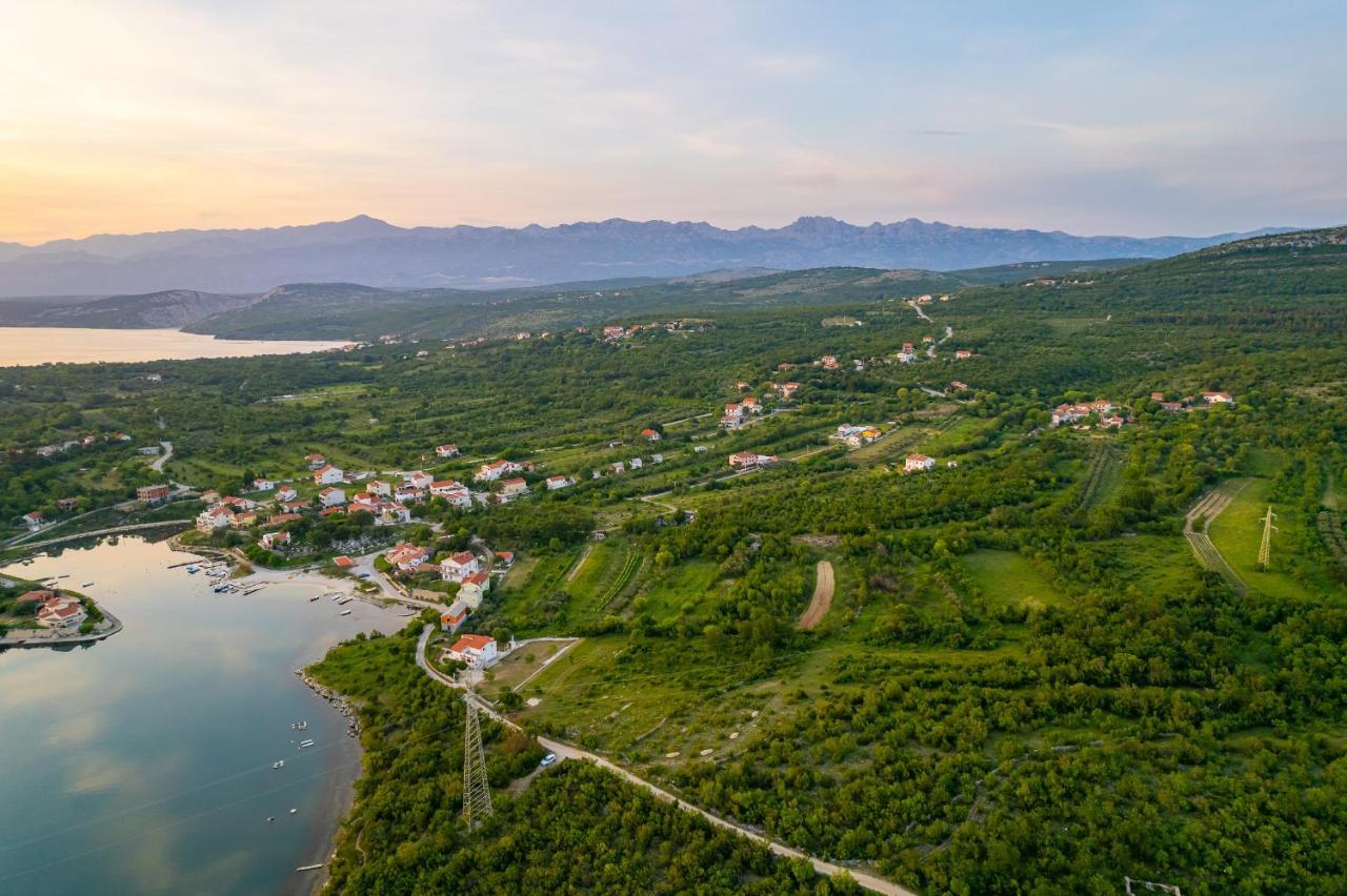 Holiday Home - Villa Thorak Anić Esterno foto